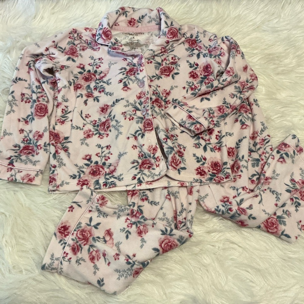 Laura Ashley 4T floral pajama set for little girl/children